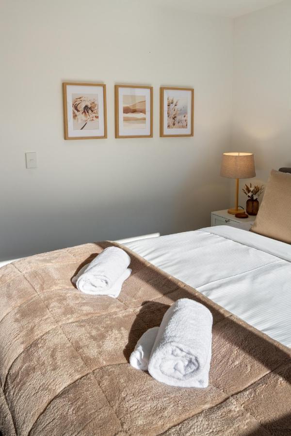 Modern Townhouse Cashel Street 2 Bed 2 Bath Daire Christchurch Dış mekan fotoğraf